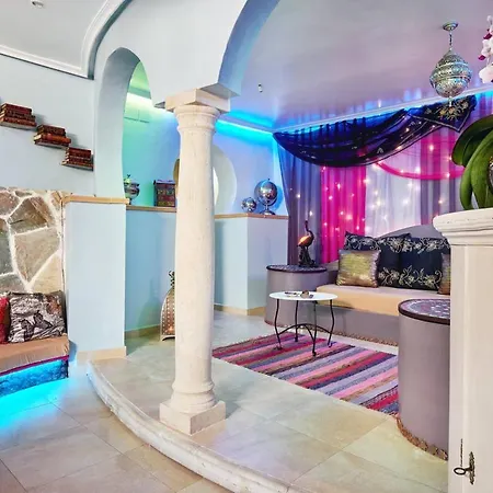 Charming In Torrevieja, 75 Sqm With Shared Pool Apartment Torrevieja