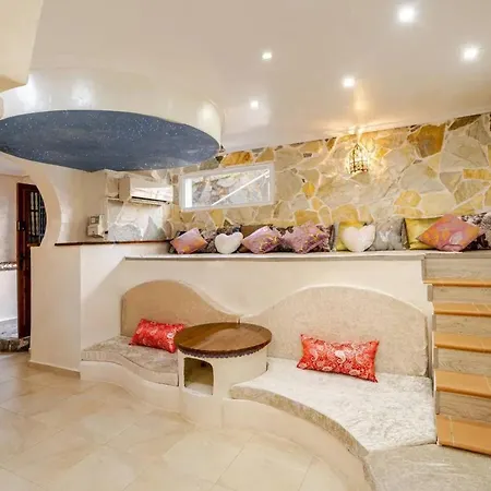 Charming In Torrevieja, 75 Sqm With Shared Pool * تورّيفيِخا