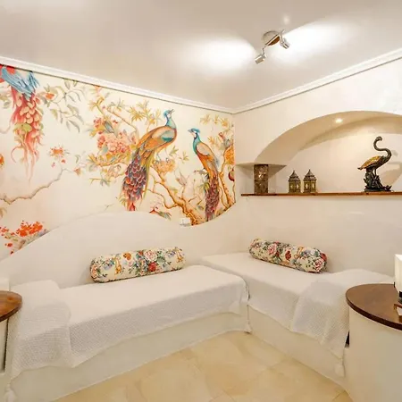 Charming In Torrevieja, 75 Sqm With Shared Pool شقة *